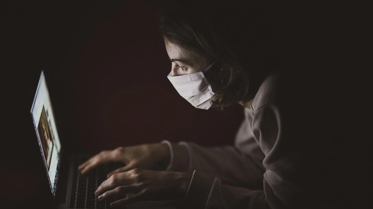 塔普破世界纪录背后:教练选人与风险管理显智慧